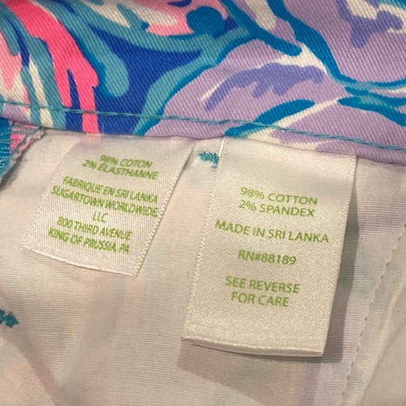 Lilly Pulitzer Buttercup Scalloped Shorts - Picture 4 of 4